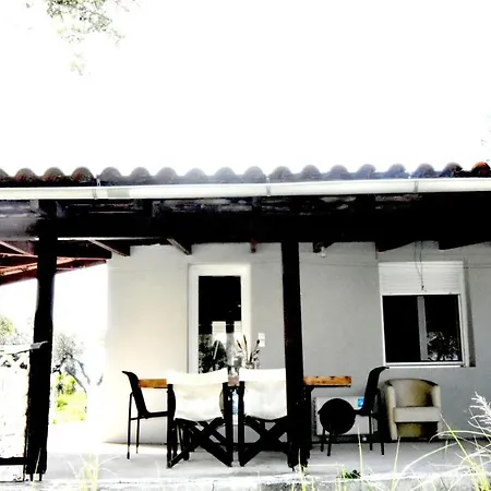 Casa Katina , In Lagana, Agrilia Area Сasa de vacaciones *
